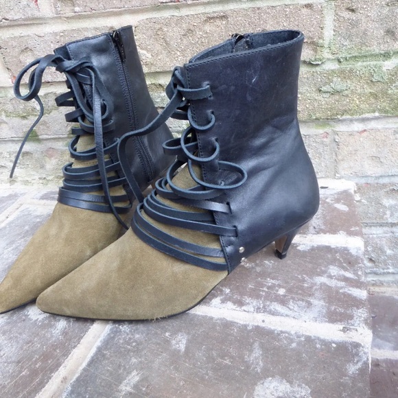 Women's Free People Black & Green Leather Lace up Booties Sz 7 / 36 - Picture 2 of 6